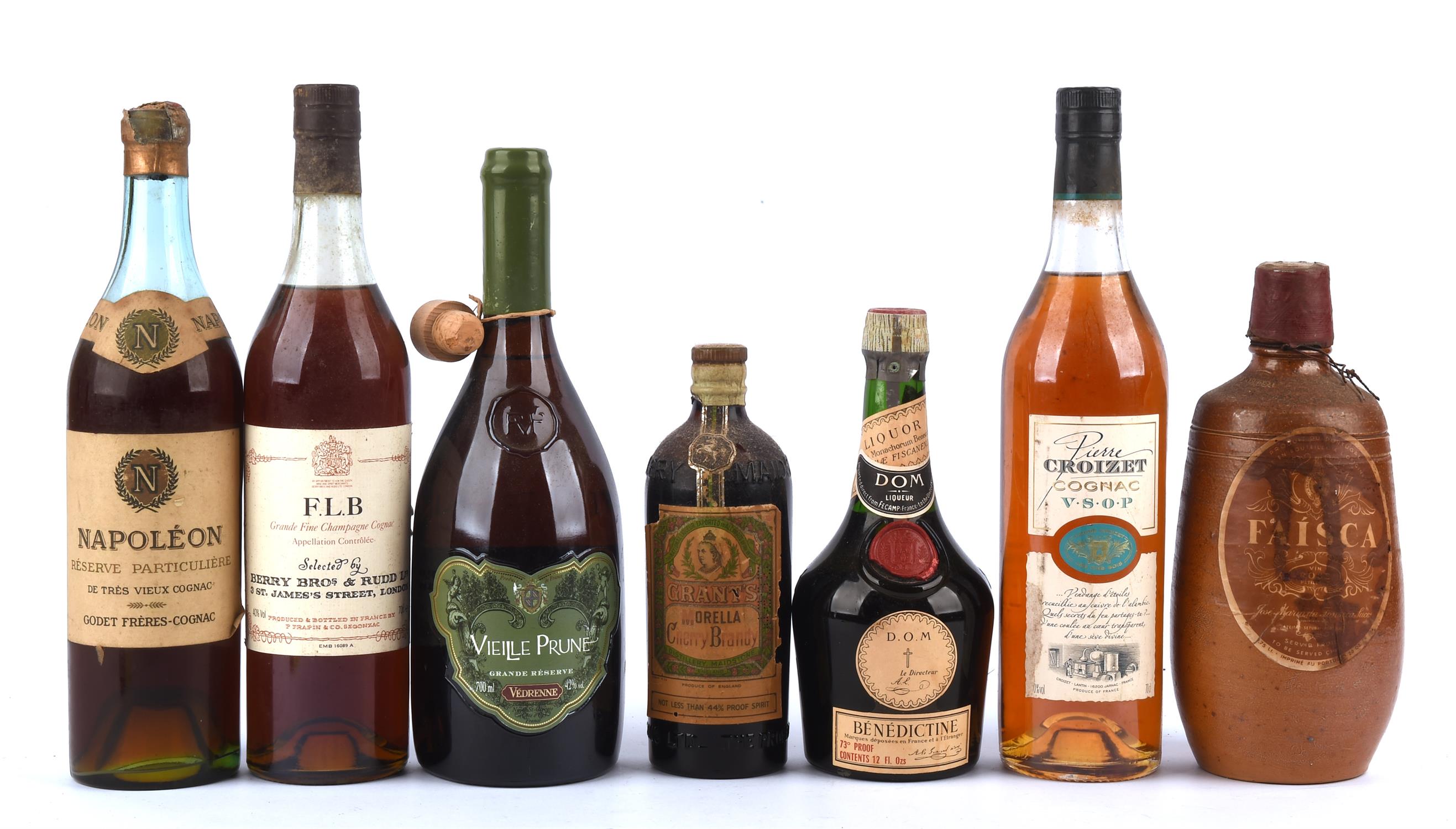Mixed group of spirits, Napoleon Reserve Particuliere, Godet Frere Cognac, Pierre Croizet cognac - Image 2 of 2