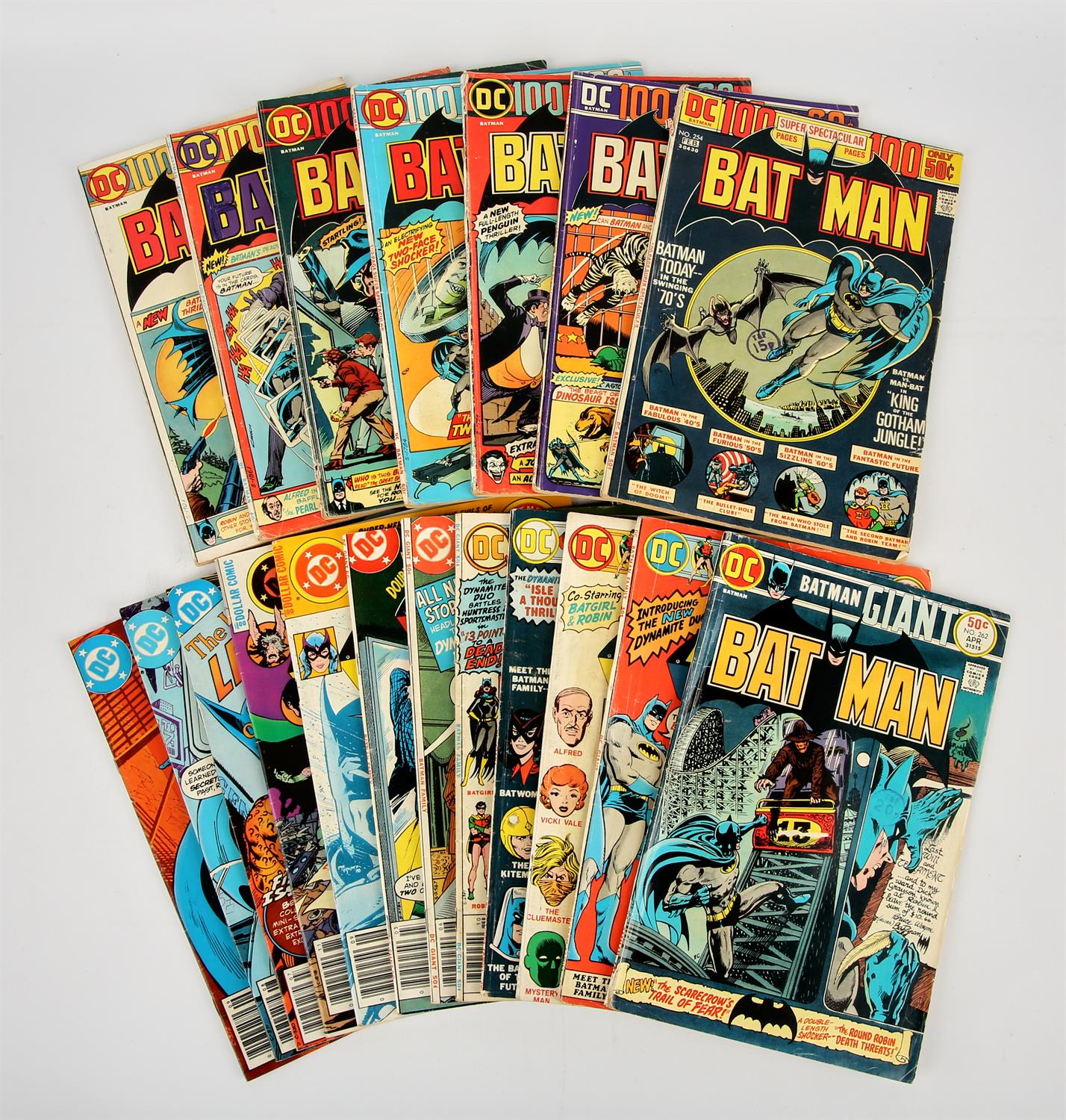 Batman: a group of 19 comics featuring giant-size issues (DC comics, 1979 onwards).