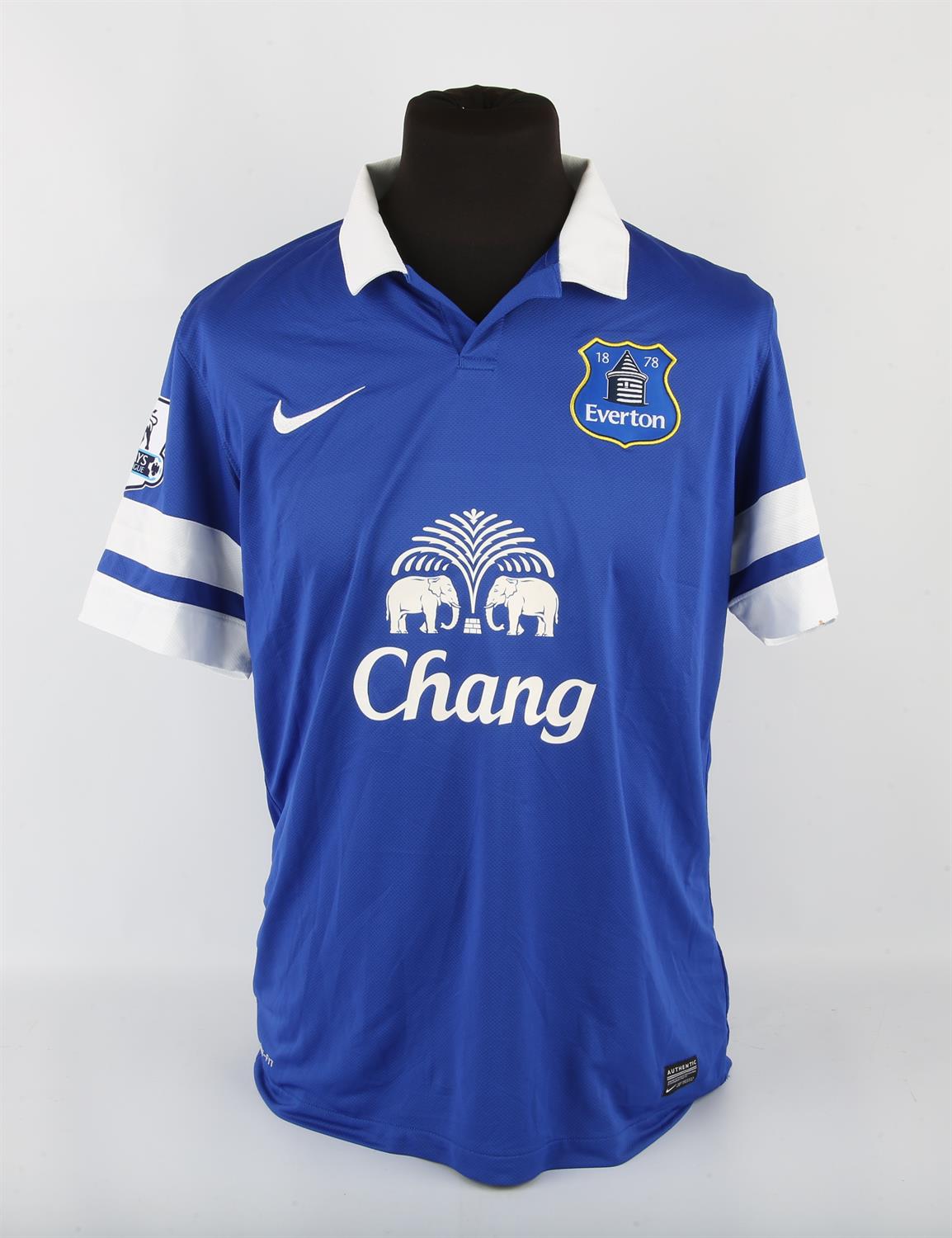 Everton Football club Jagielka (No.6) Premier Season shirt from 2013 - 2014. Provenance Arsenal - Image 2 of 2