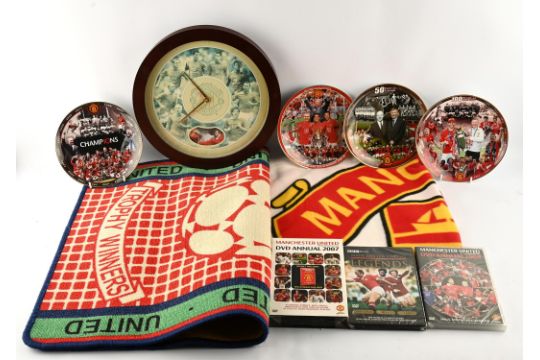 Manchester United - Large Collection of Man U Memorabilia items to include: 4 Danbury Mint - Image 3 of 4