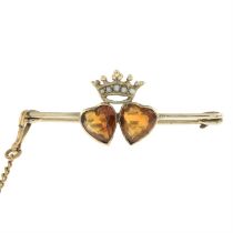 Edwardian 9ct gold citrine & split pearl luckenbooth bar brooch