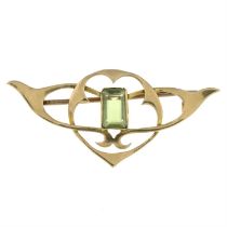 Early 20th century 9ct gold peridot brooch