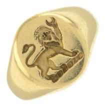 18ct gold signet ring