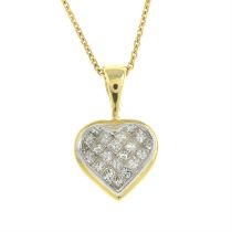 18ct gold diamond heart pendant, with chain