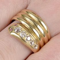 Early 20th c. 18ct gold diamond snake ring