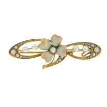 Early 20th 15ct gold enamel & split pearl brooch