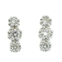 18ct gold diamond stud earrings