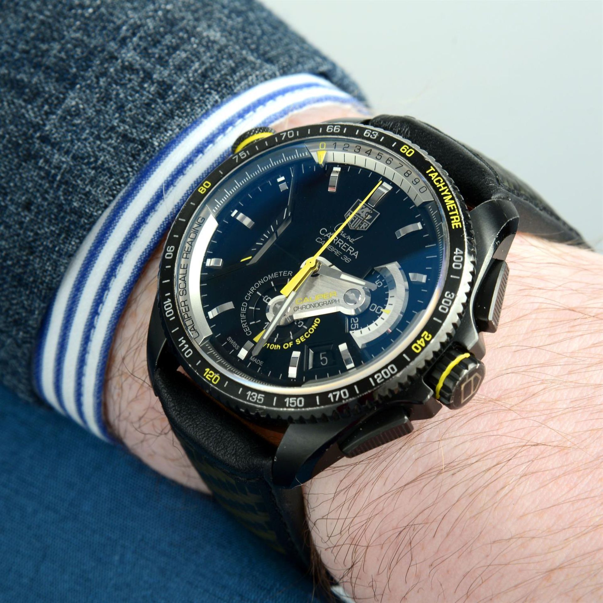 TAG Heuer - a Grand Carrera chronograph watch, 43mm. - Bild 8 aus 8
