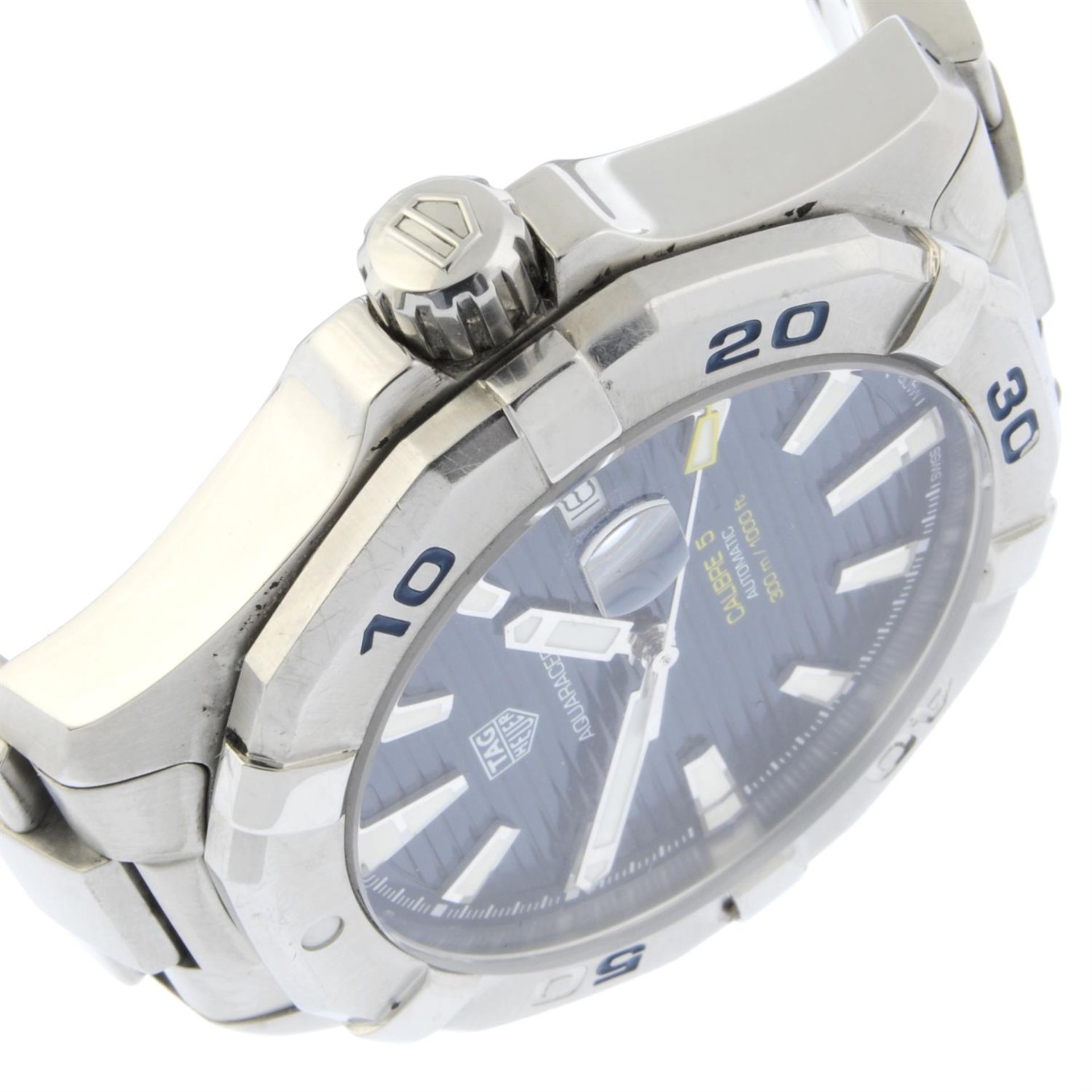 TAG Heuer - a Aquaracer Calibre 5 watch, 43mm. - Bild 3 aus 6
