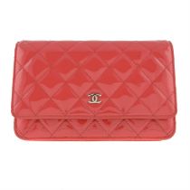 Chanel - Quilted Wallet On Chain.