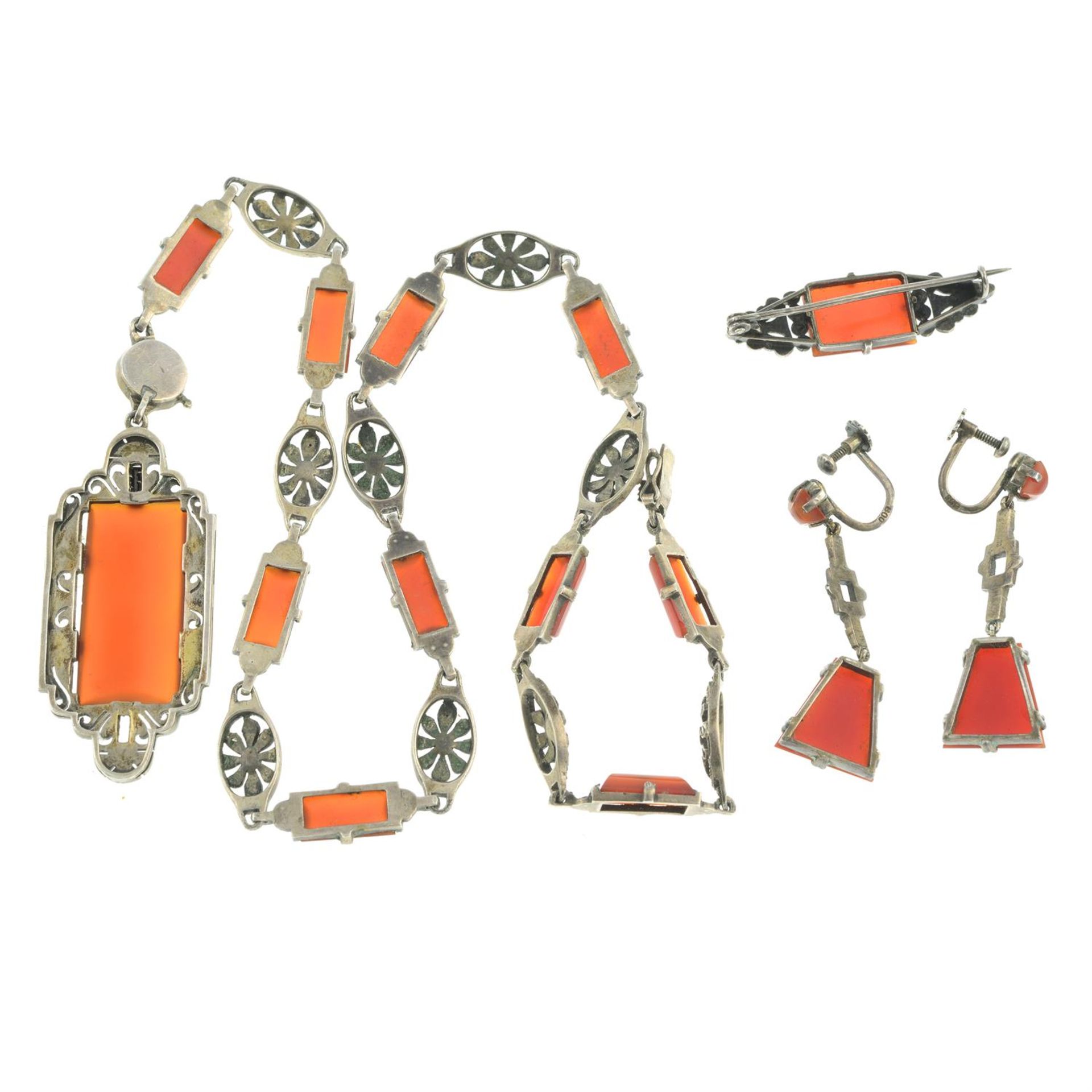 Early to mid 20th century silver carnelian, onyx & marcasite jewellery set - Image 2 of 2