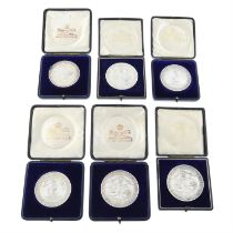 Group of 6 United Kingdom, Mappin & Webb AR Royal Veterinary College Medals.