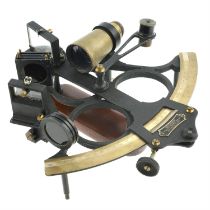 Hezzanith sextant in original wooden case.