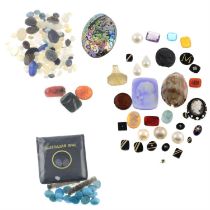 Assorted gemstones, 130g