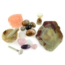 Assorted agates and hardstones, 4.24kg