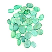 Oval-shape emeralds, 21.21ct