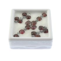 Selection of grey and red spinels, 11.93ct