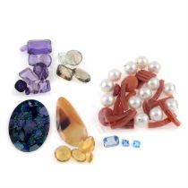 Assorted gemstones,105g