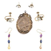 Three pairs of gem earrings & early 20th C 9ct front & back locket