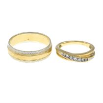 9ct gold band ring & diamond band ring set