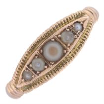 Edwardian 15ct gold seed pearl ring