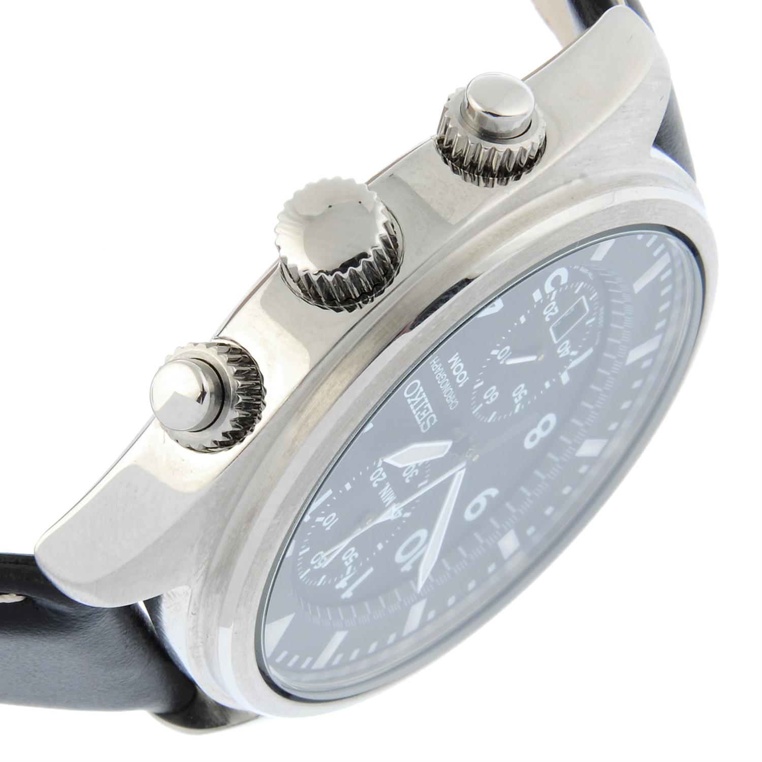 Seiko - a chronograph wrist watch, 42mm. - Image 3 of 4