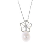 Diamond & cultured pearl floral pendant, with chain