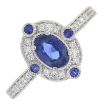 18ct gold sapphire & diamond ring