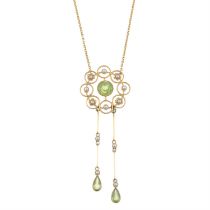 Early 20th century 15ct gold peridot & split pearl necklace