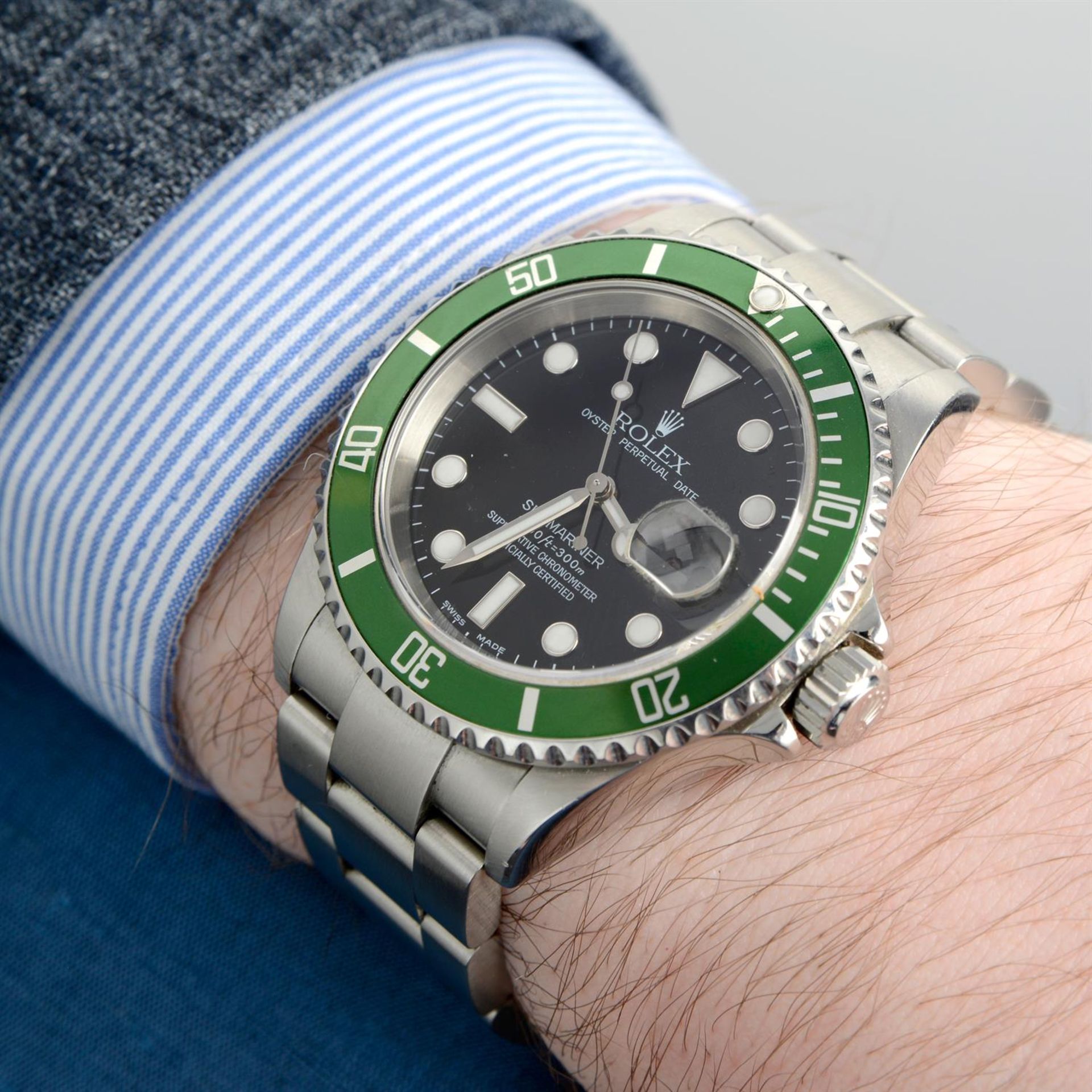 Rolex - an Oyster Perpetual Submariner watch, 40mm. - Bild 6 aus 7