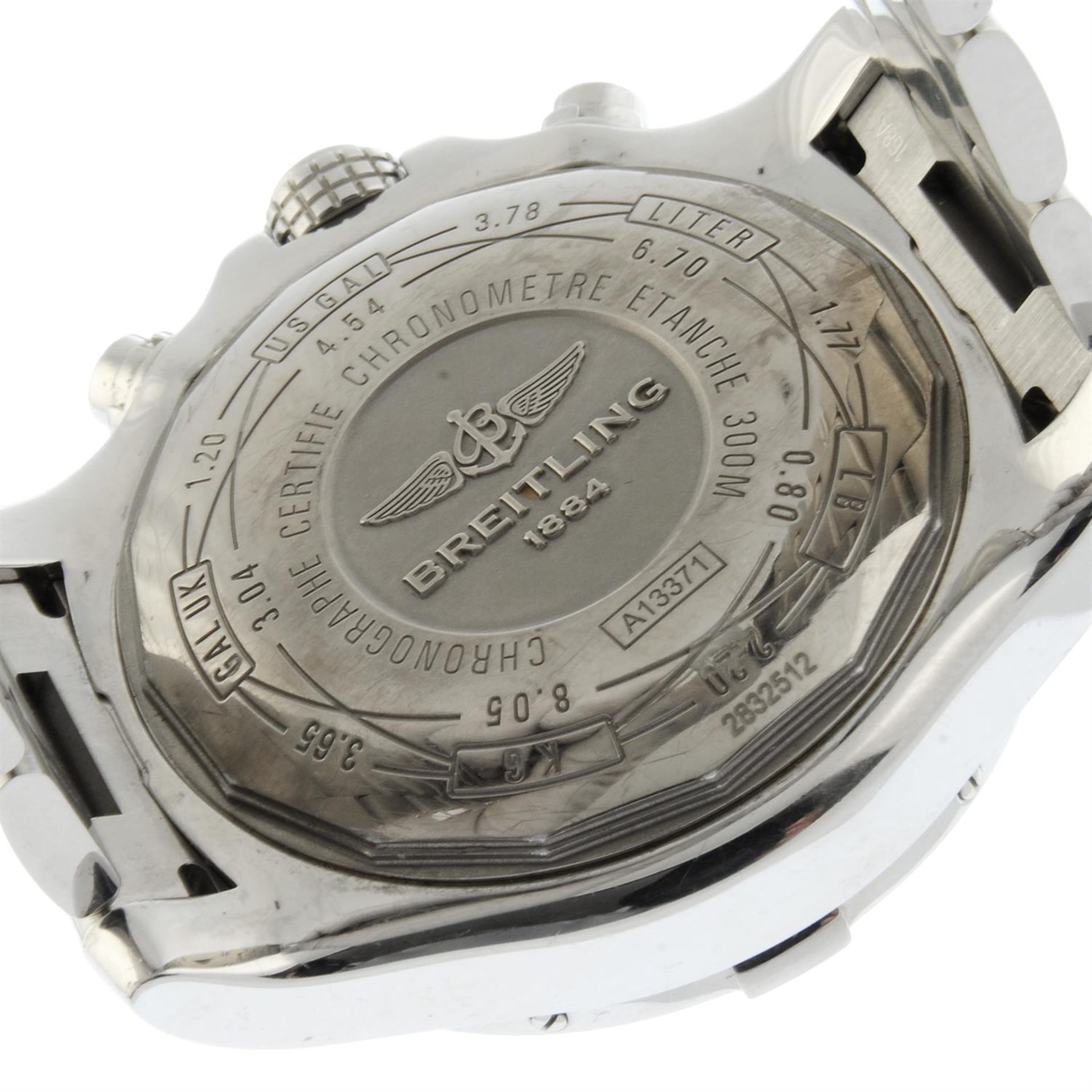 Breitling - a Super Avenger II chronograph watch, 48mm. - Bild 5 aus 7