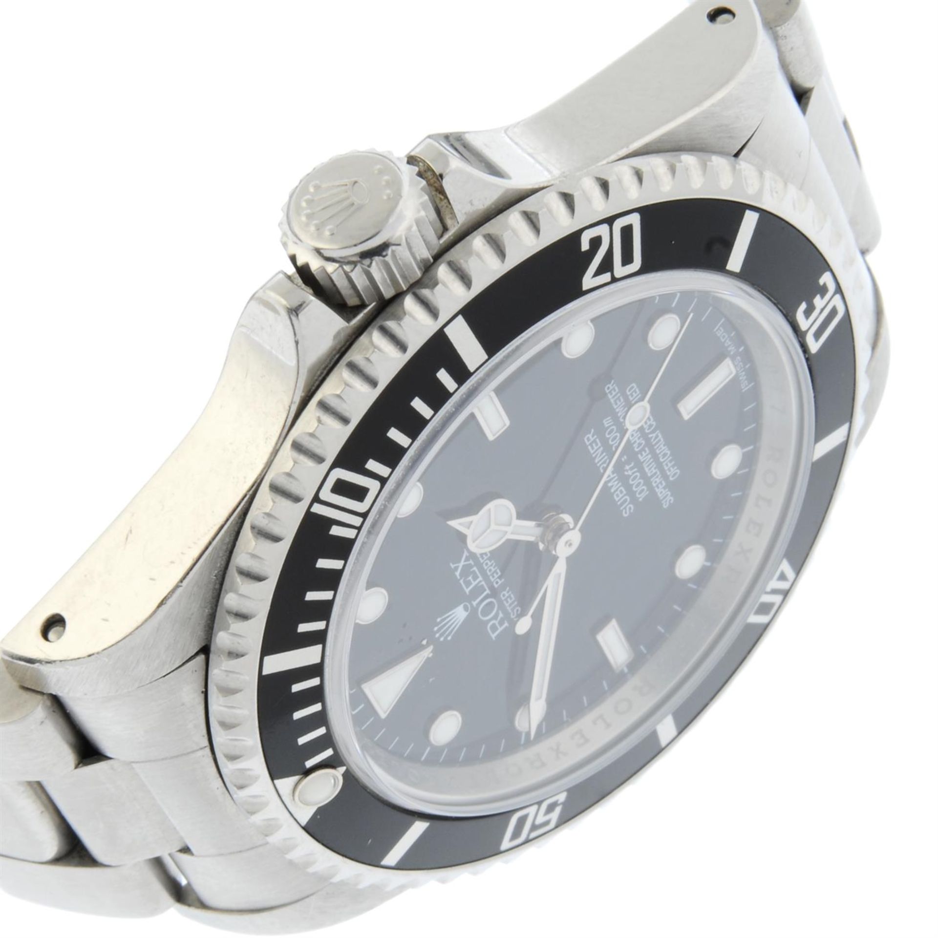 Rolex - an Oyster Perpetual Submariner watch, 39mm. - Bild 3 aus 6