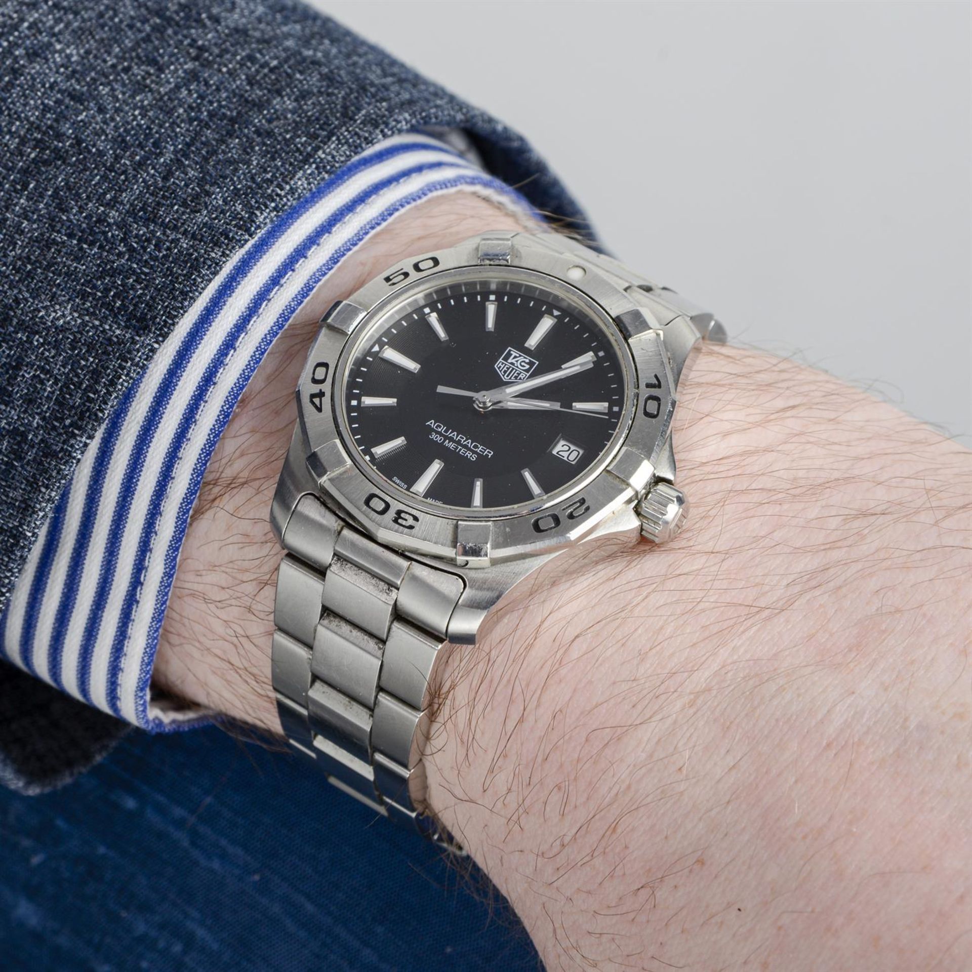 TAG Heuer - an Aquaracer watch, 39mm. - Image 5 of 5