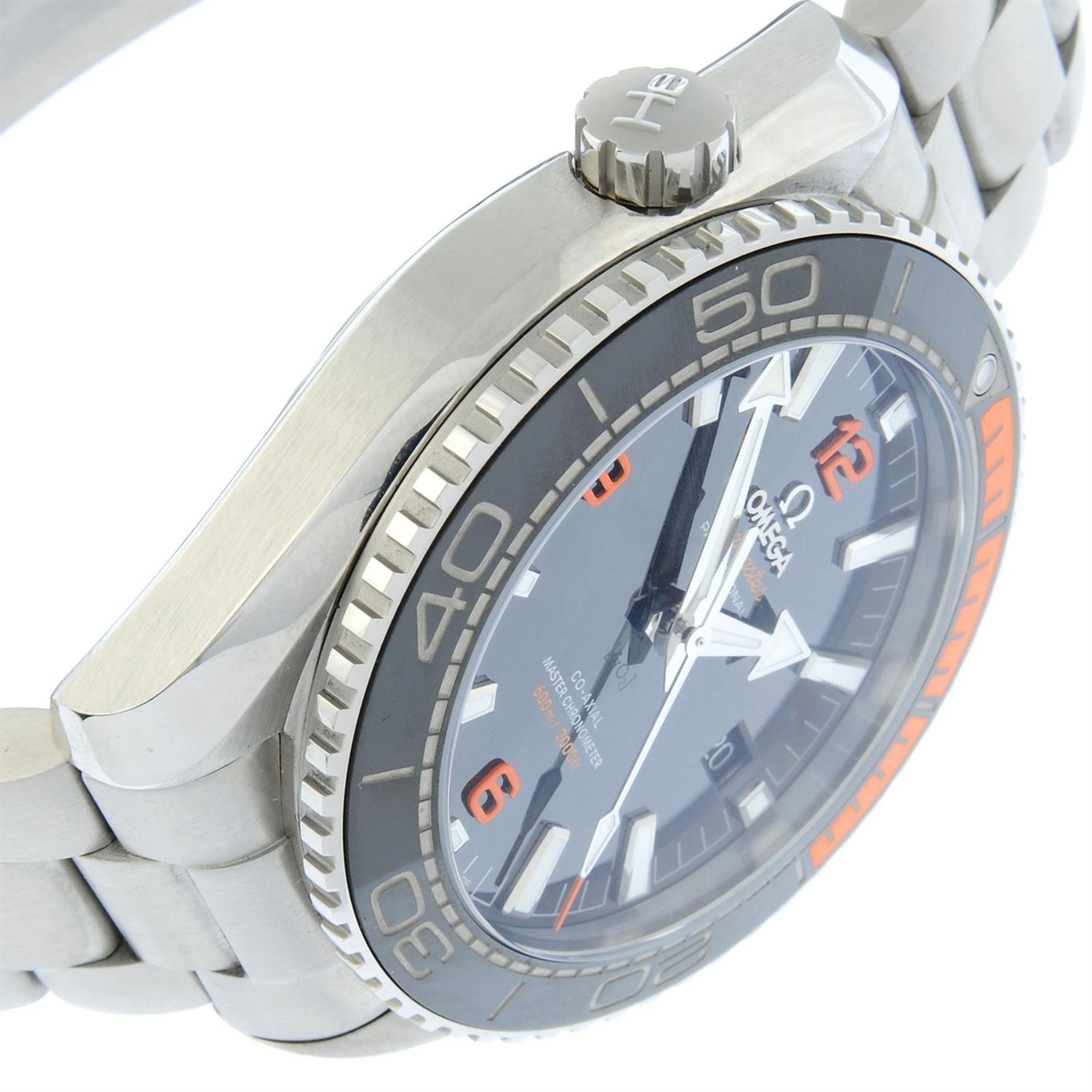 Omega - a Seamaster Planet Ocean Co-Axial bracelet watch, 44mm. - Image 4 of 7