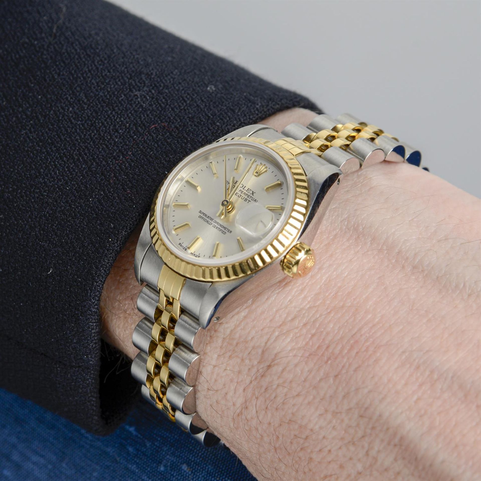Rolex - an Oyster Perpetual Datejust watch, 26mm. - Image 5 of 6