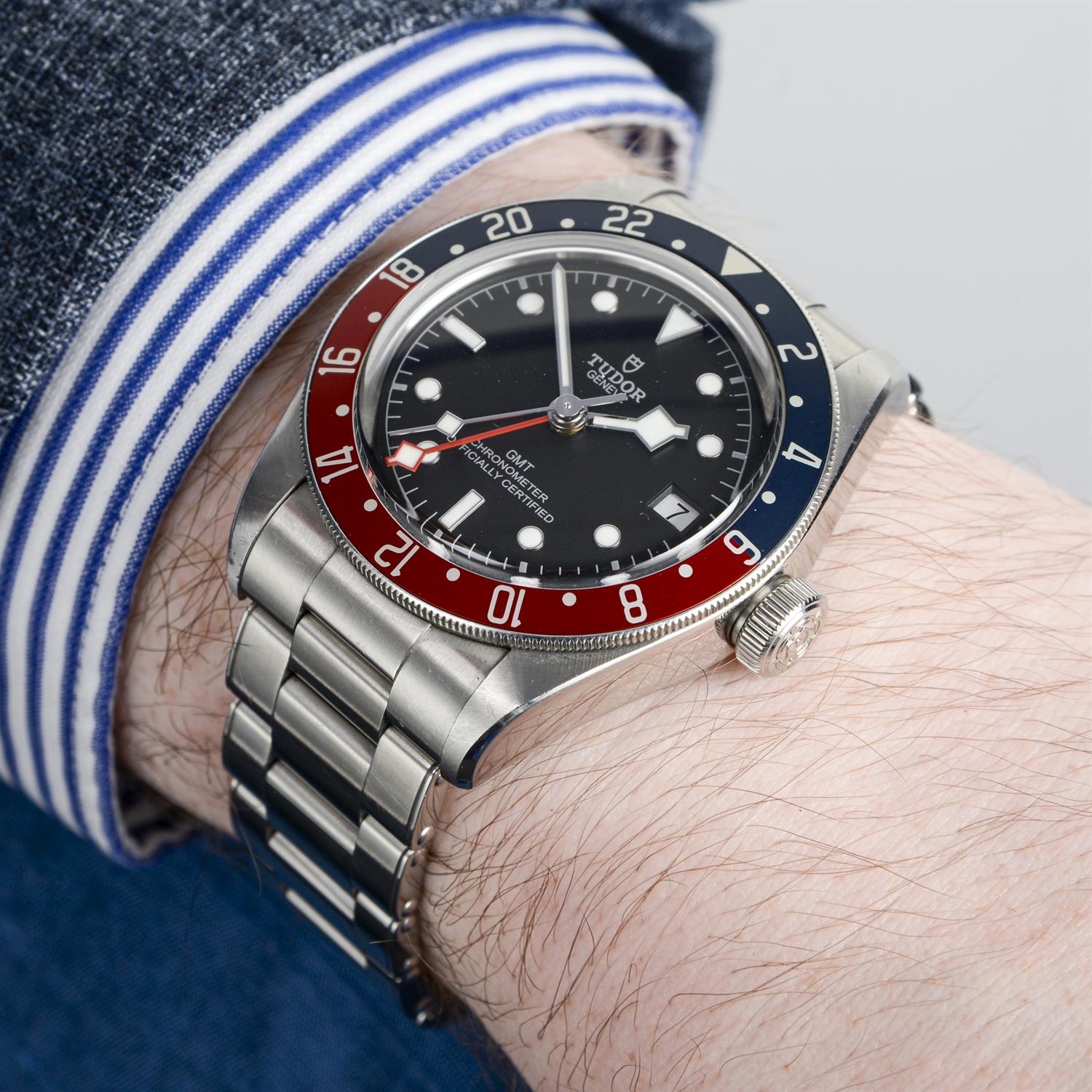 Tudor - a Black Bay GMT watch, 41mm. - Image 6 of 7