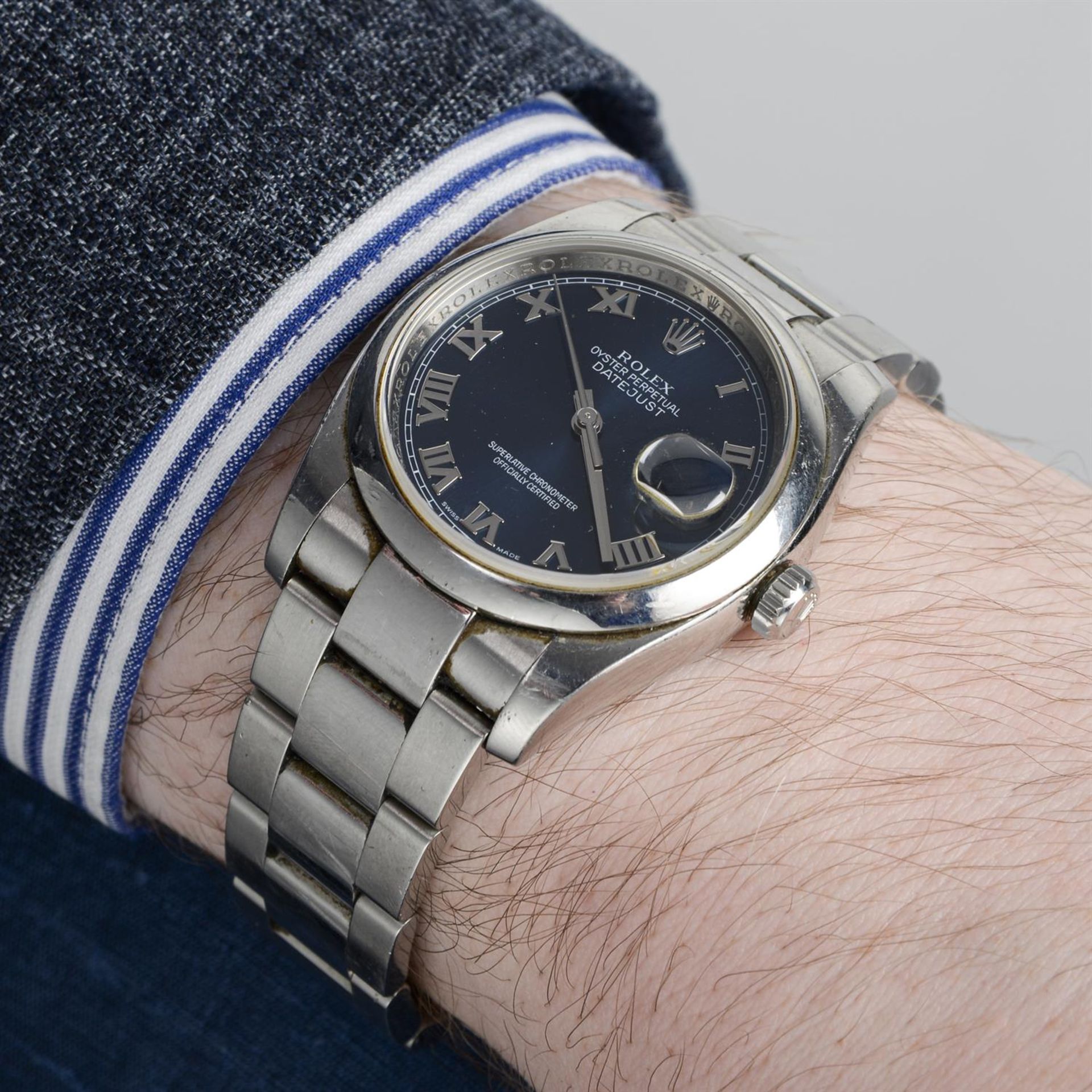 Rolex - an Oyster Perpetual Datejust watch, 36mm. - Bild 6 aus 6