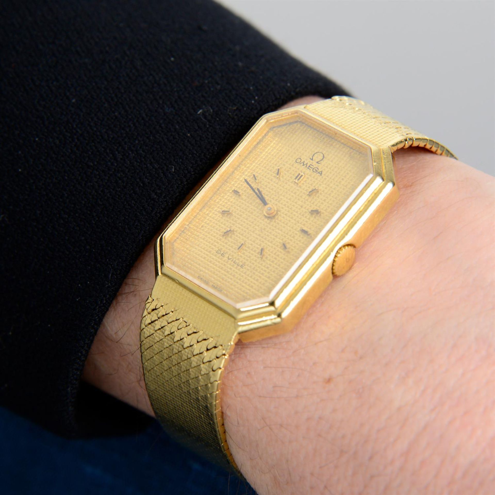 Omega - a De Ville watch, 22mm. - Image 5 of 5