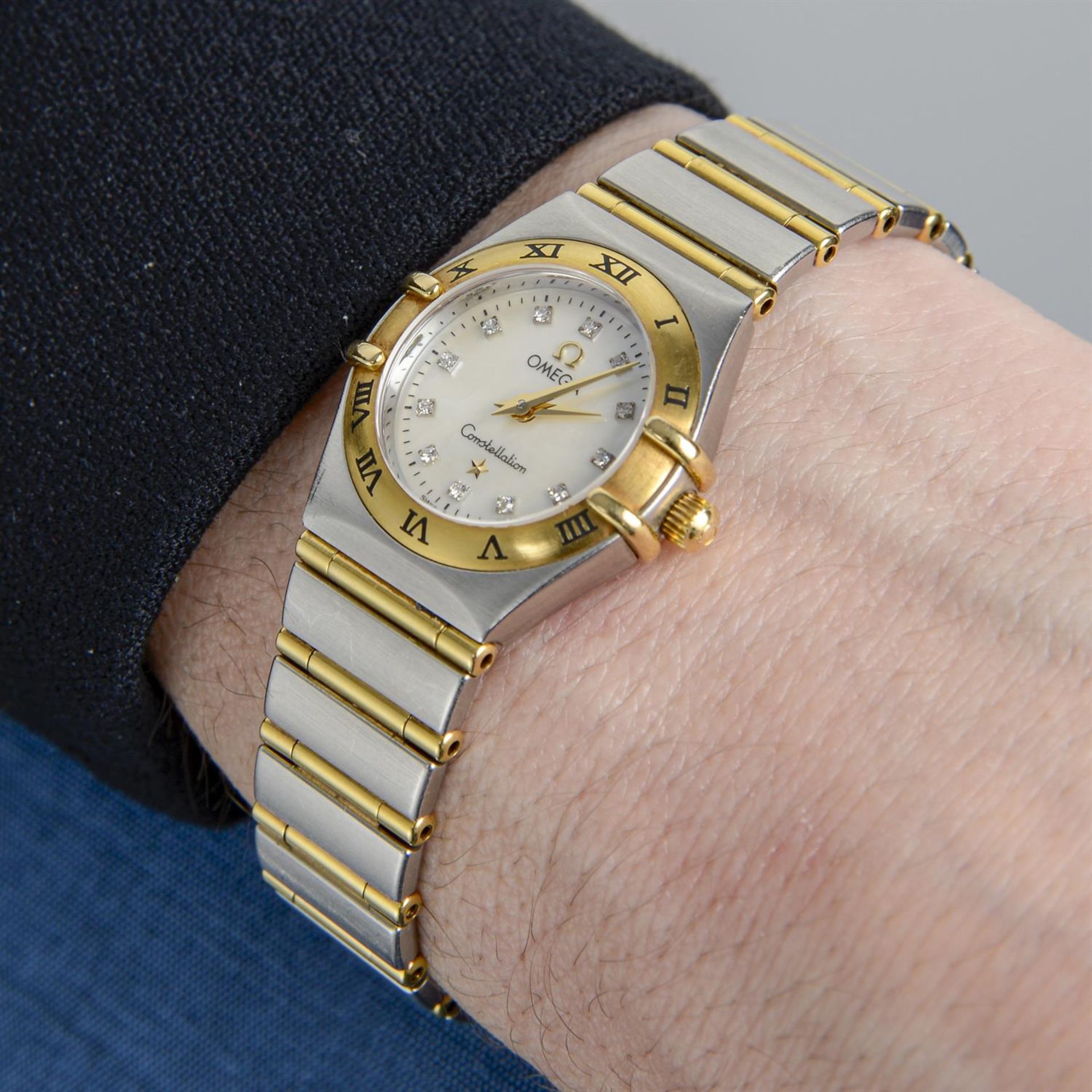 Omega - a Constellation watch, 22mm. - Image 5 of 5