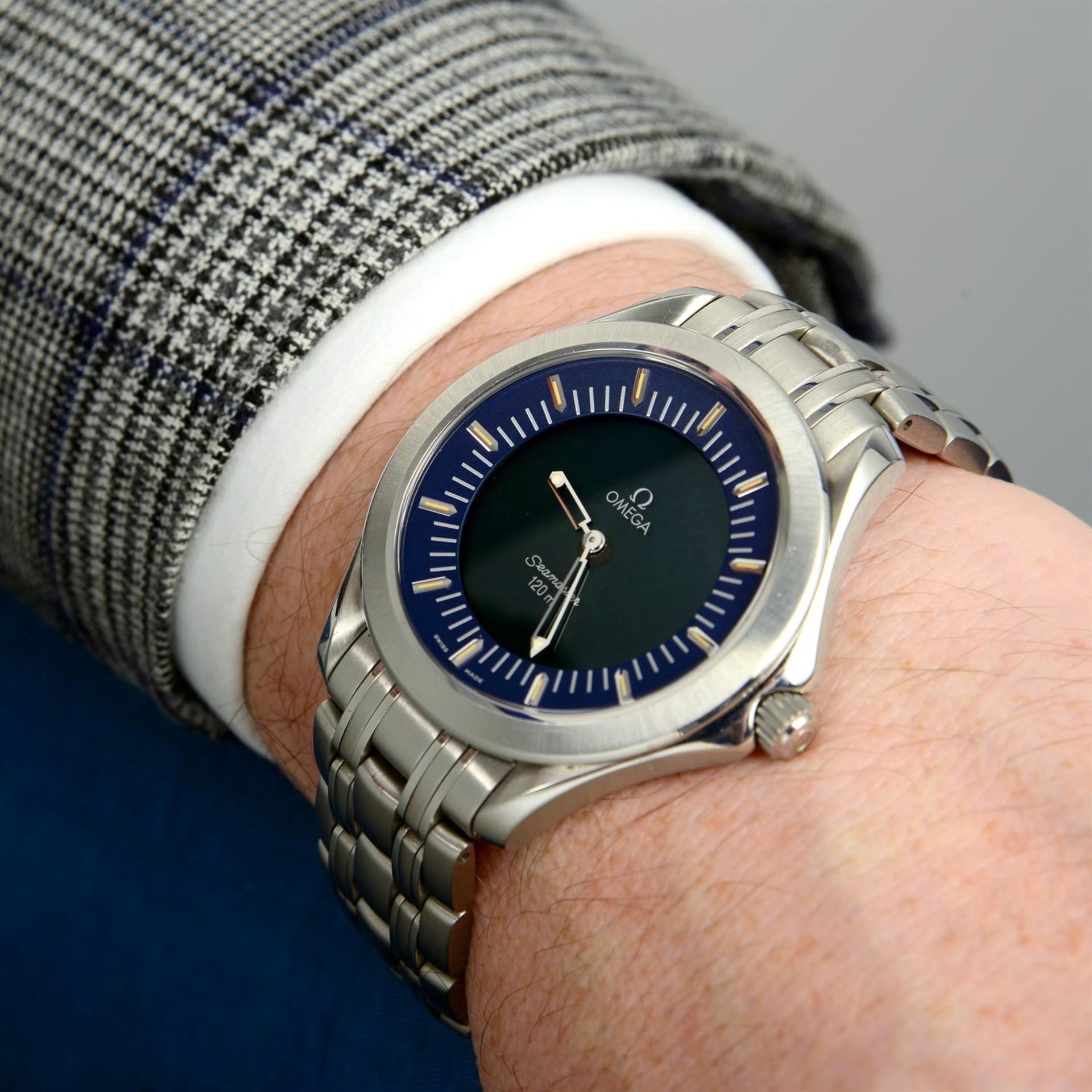 Omega - a Seamaster 120 Multifunction watch, 38mm. - Image 5 of 6