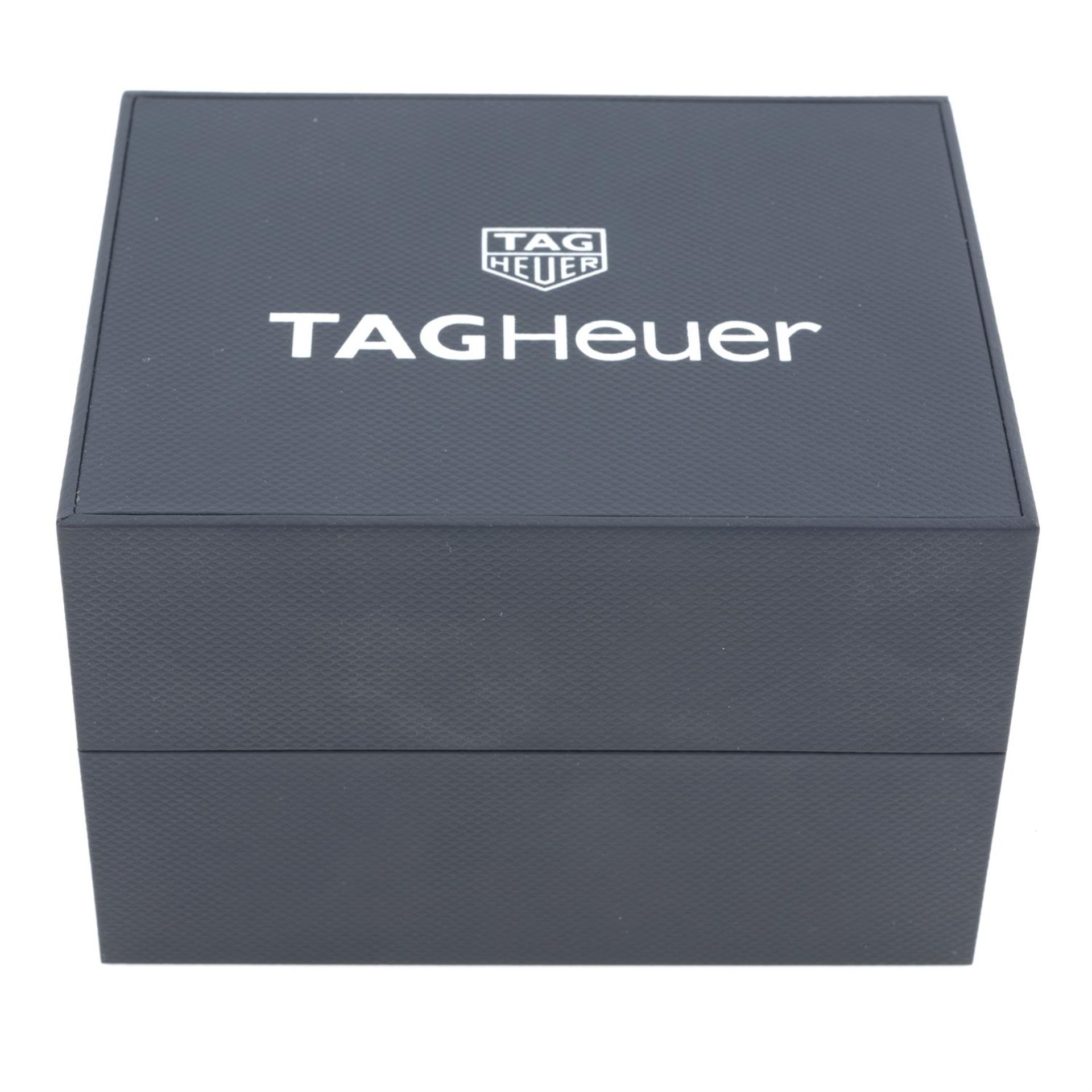 TAG Heuer - an Aquaracer chronograph watch, 45mm. - Bild 6 aus 6