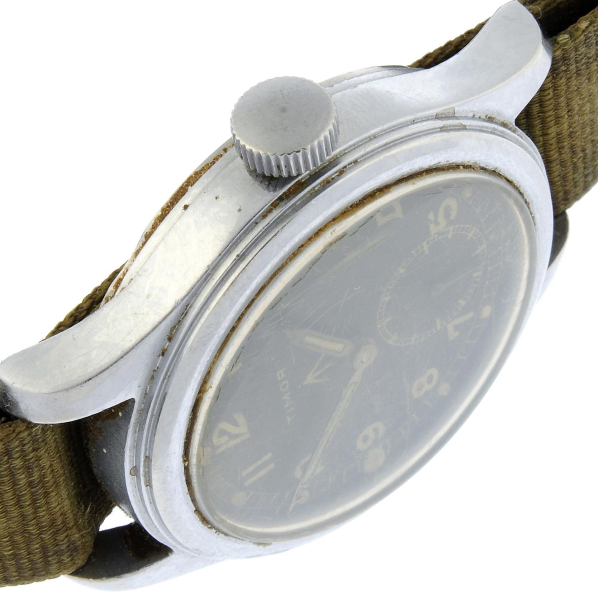 Timor - a military issue 'Dirty Dozen' watch, 36.5mm. - Bild 3 aus 5