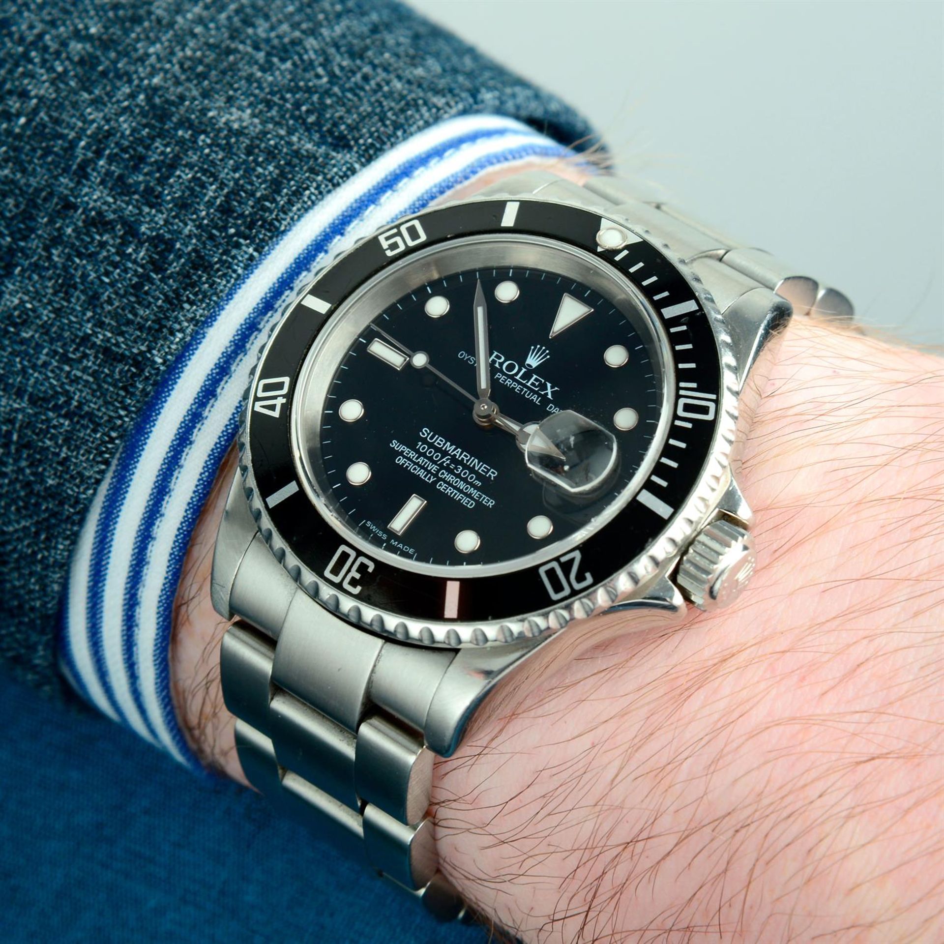 Rolex - an Oyster Perpetual Date Submariner watch, 40mm. - Image 6 of 7