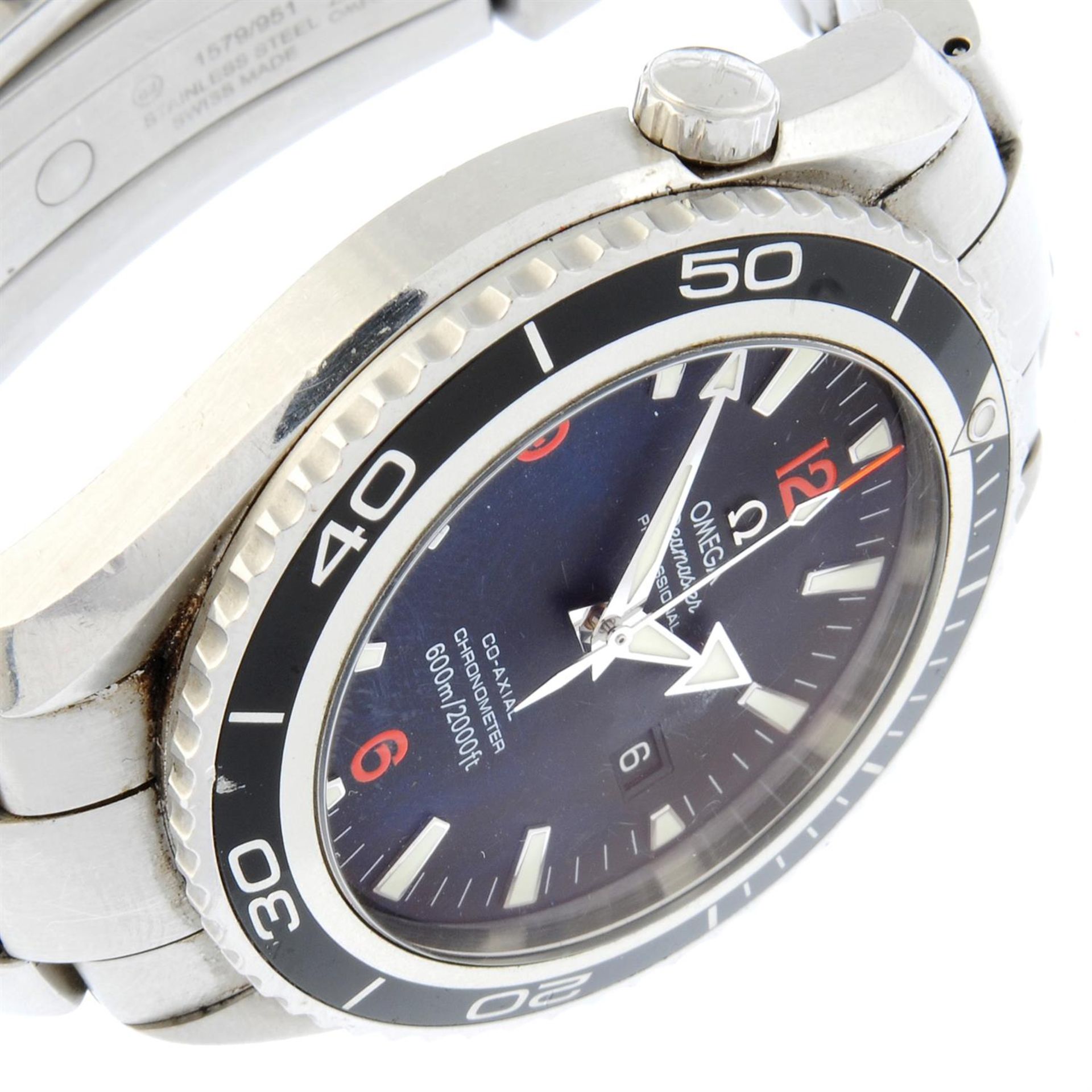 Omega - a Seamaster Planet Ocean watch, 45mm. - Image 4 of 6