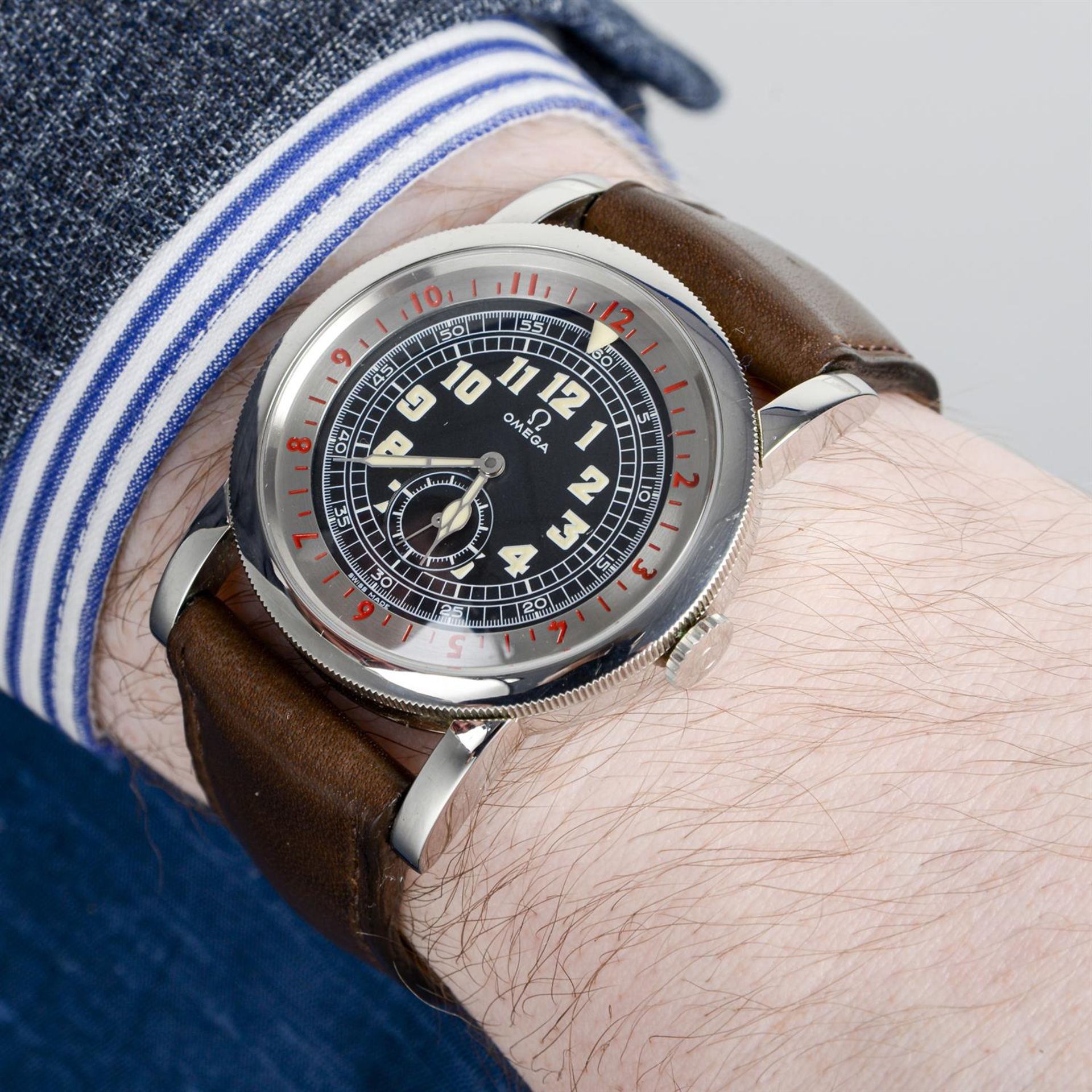 Omega - a 1938 Aviator Re-edition watch, 40mm. - Bild 5 aus 6