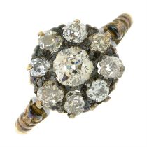 Early 20th century diamond cluster ring