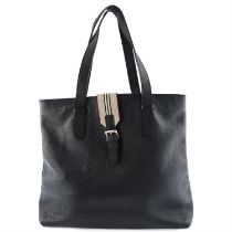 Burberry - tote.