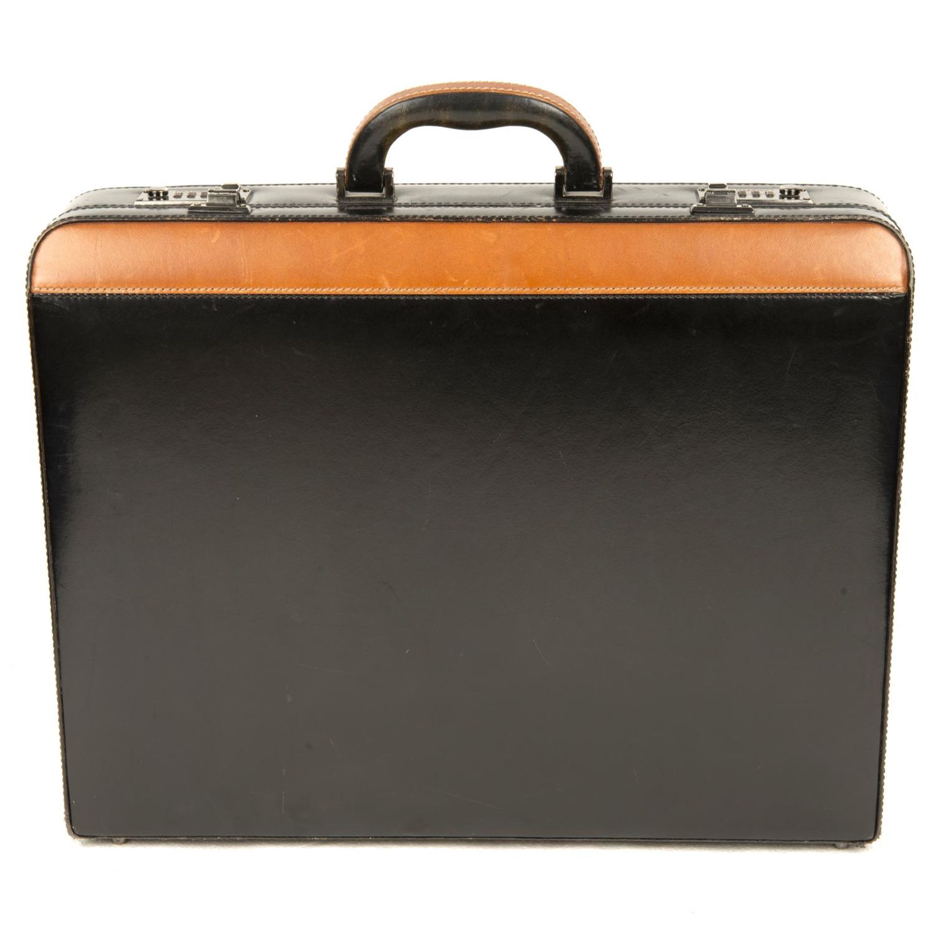 Bugatti - briefcase. - Image 2 of 5