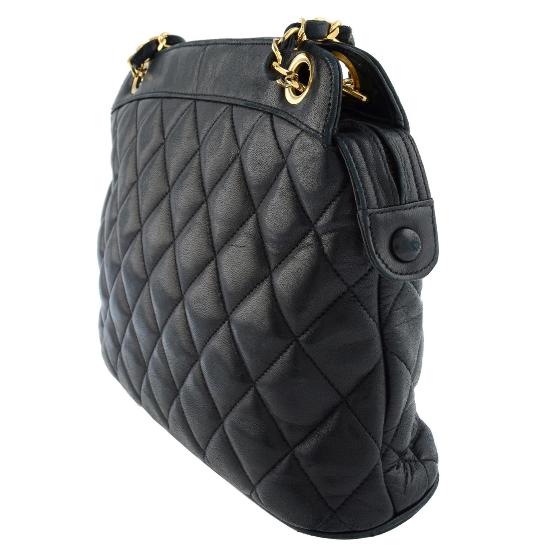 Chanel - quilted crossbody bag. - Image 3 of 4