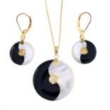 Onyx & mother-of-pearl necklace & earrings